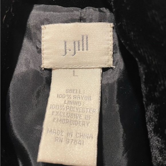 J. Jill Vintage Black  Velvet Velour Embroidered Jacket size L - Picture 6 of 6